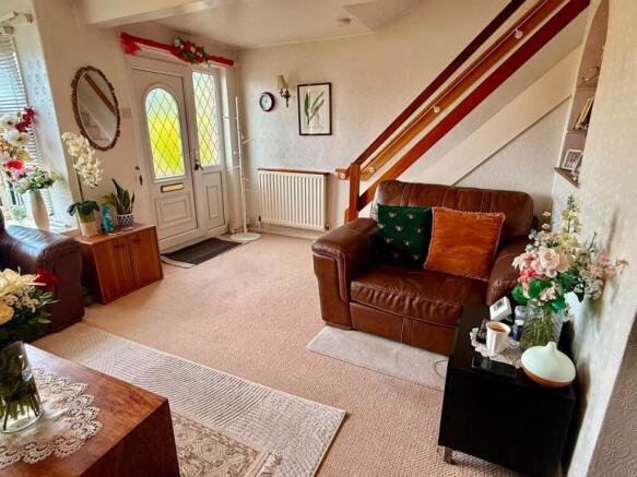 3 bed House to rent Image 4