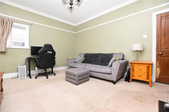 3 bed Semi-Detached for sale Image 11
