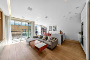 51, 1 Tudor House, Duchess Walk, London SE1 2SA