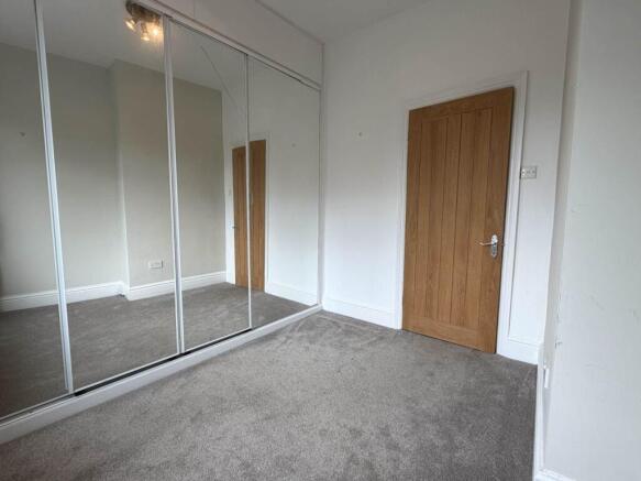 2 bed Terraced for sale Image 11