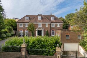 3 Brampton, Byron Drive, East Finchley, London N2 0BD