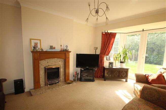 Attractive Living Room