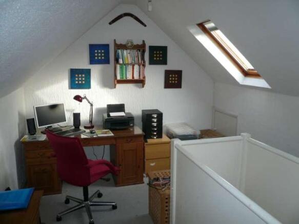Photo 10