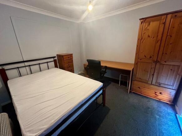 Room 1, 58 Barlows