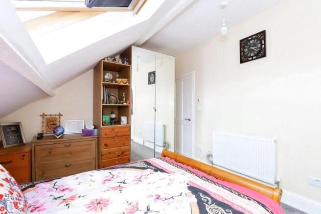 2 bed Flat for sale Image 10
