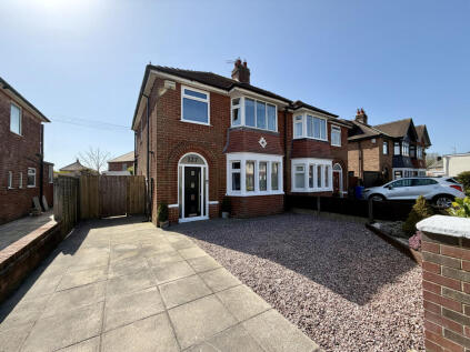 Victoria Road East, Thornton, FY5