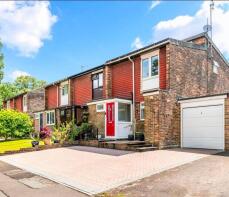 15, Newlands Crescent, East Grinstead RH19 1LF