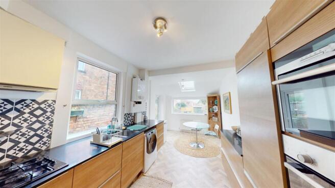 Kitchen/Breakfast Room