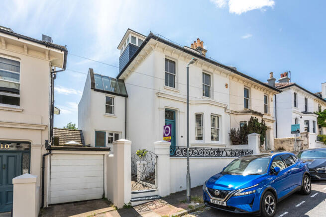 11 York Villas1