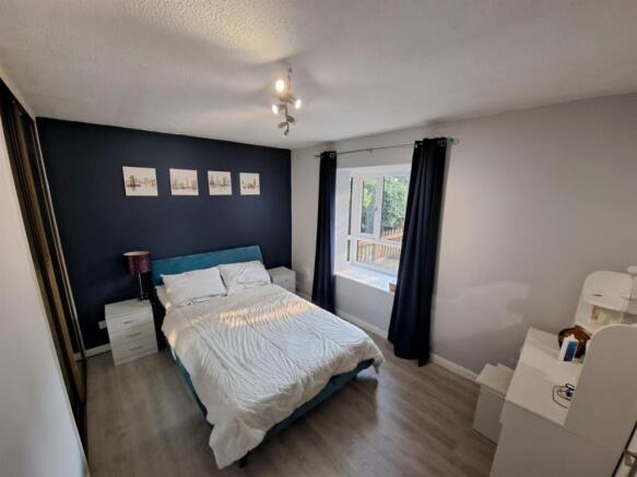 Bedroom.jpg