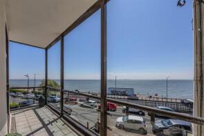 6, Mount Liell Court East, The Leas, Westcliff-on-sea SS0 8HH