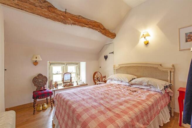 Bedroom 3-1.jpg