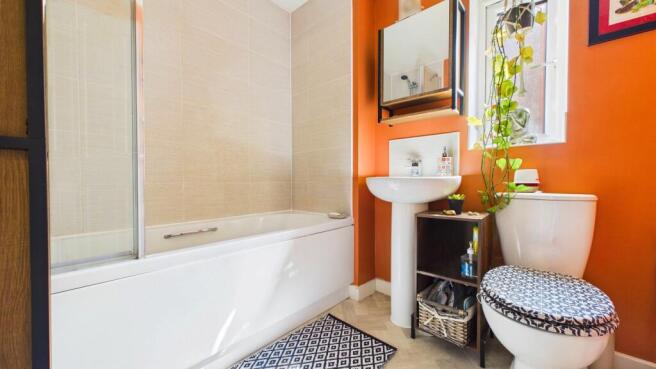 2 bed Semi-Detached for sale Image 10