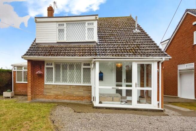 4 bed Detached for sale Image 7