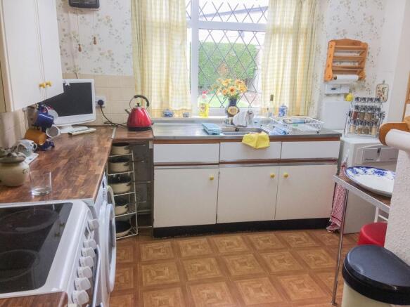 Photo 13