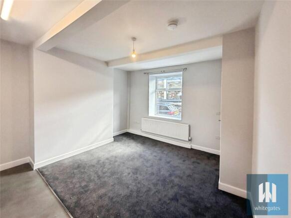 2 bed Terraced to rent Image 4