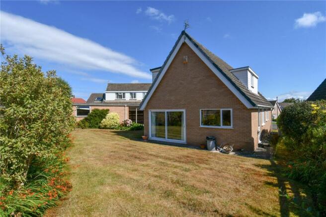 Grange Cross Close, West Kirby, Wirral photo 4