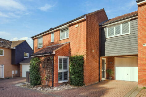 Homestead Close, Rayleigh, SS6