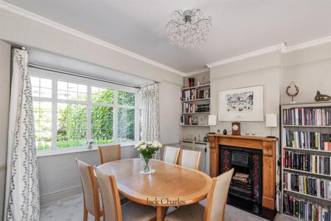 94 Hadlow Rd, TN9 1PA 003.jpg