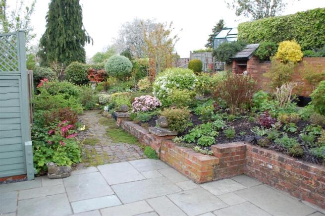Garden.JPG