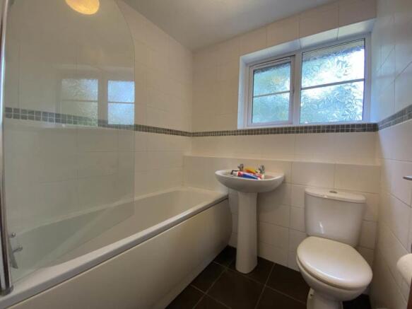 21 Avon View Road Ba