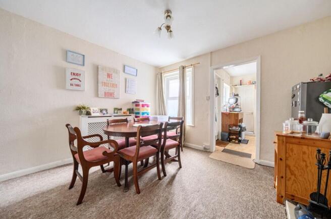 Bell Street, Ludgershall, Andover, SP11 9NU photo 4