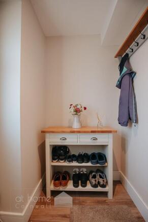 Photo 33