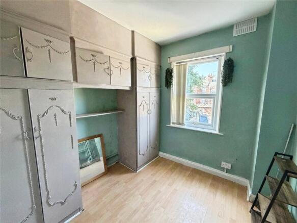 3 bed Terraced for sale Image 8