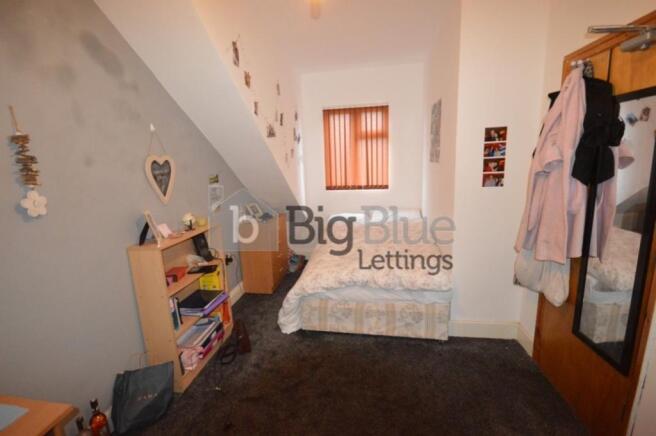 6 bed House Share to rent Image 12