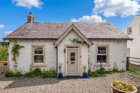 4 The Hollows, Canonbie, DG14