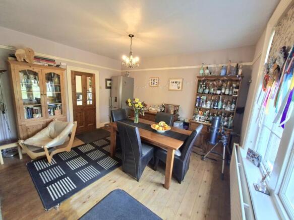 3 bed Detached for sale Image 12