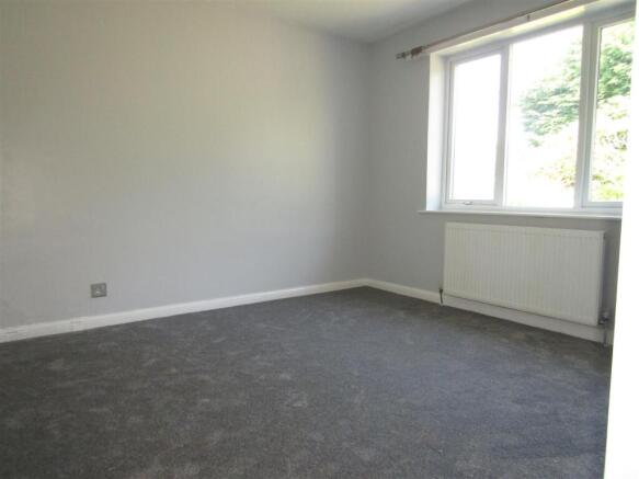 2 bed Semi-Detached Bungalow for sale Image 7