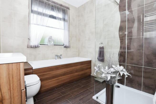 3 bed Bungalow for sale Image 10