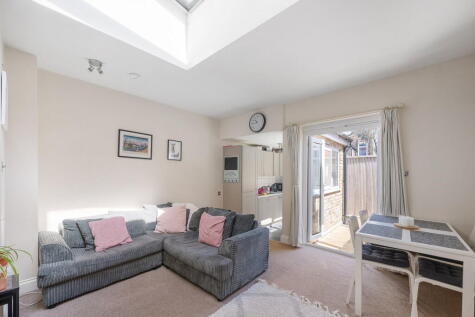 Ballater Road, Brixton, SW2