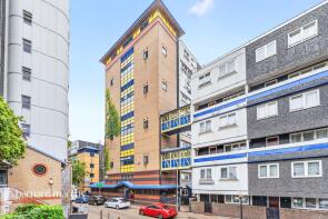 20, Kennard House, Francis Chichester Way, London SW11 5HU