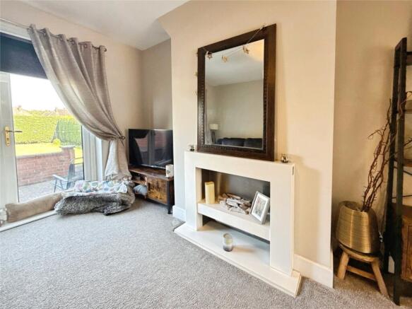 3 bed Semi-Detached for sale Image 4