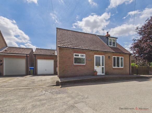 3 Bedroom Detached Chalet Bungalow - For Sale