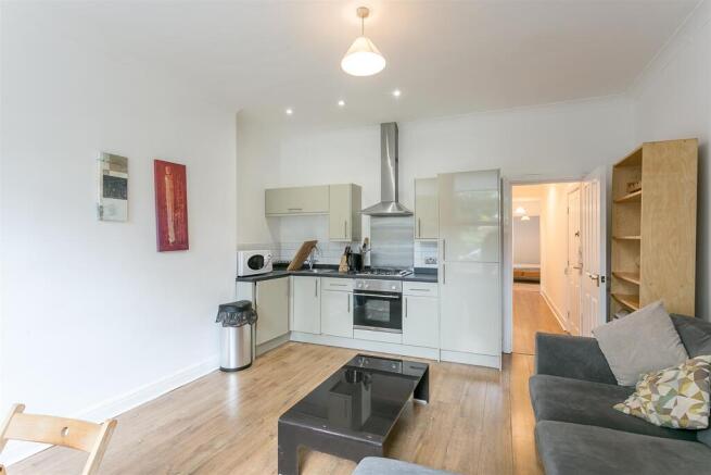 Open Plan Lounge/ Kitchen