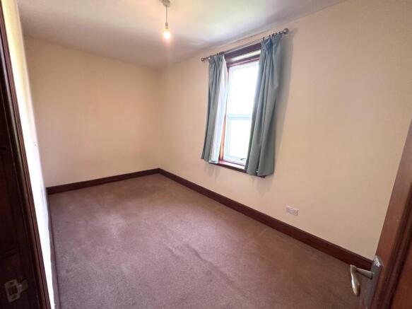 3 bed Terraced to rent Image 8