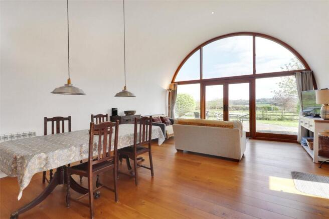 Sitting/Dining Rm