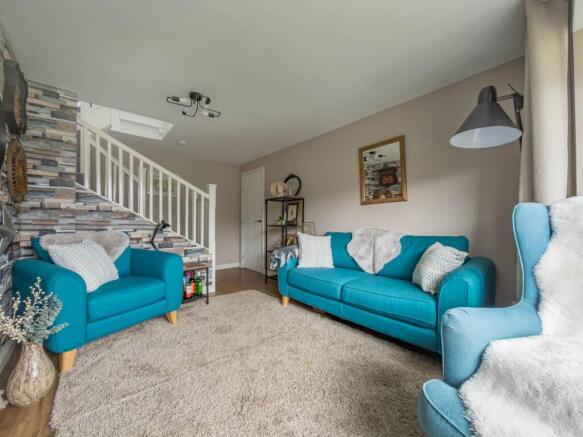 2 bed Semi-Detached Bungalow for sale Image 5