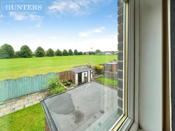2 bed Terraced for sale Image 9