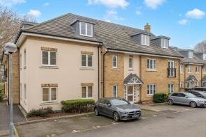 5, Moorlands Close, Royston SG8 6FF