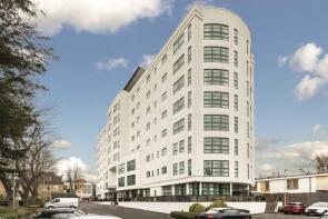 Flat 25 Rivers House, Aitman Drive, Kew Bridge Road, Brentford TW8 0ES