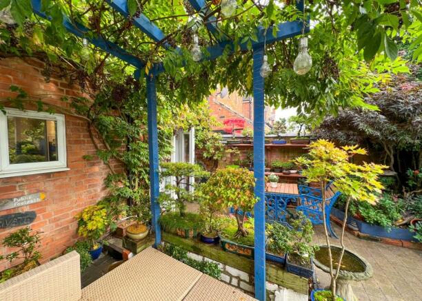 GARDEN