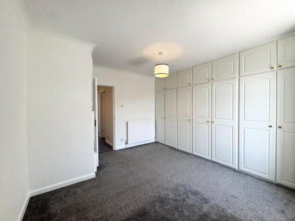 2 bed Terraced for sale Image 12