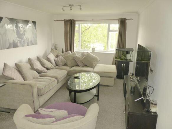 lounge 1
