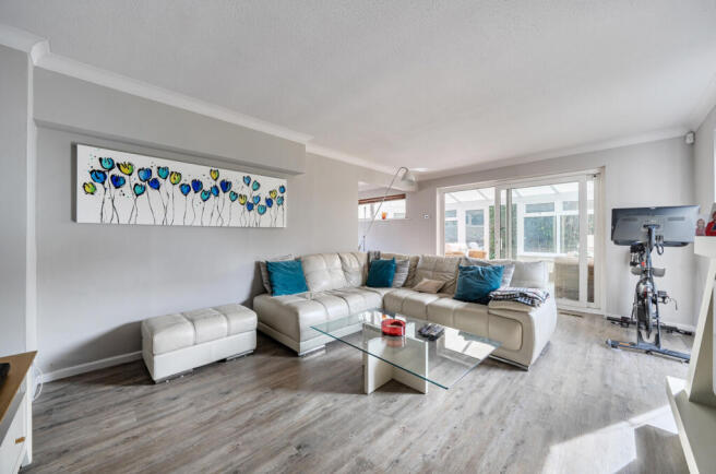 1429792-4-69bd4f4...