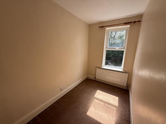 3 bed Terraced for sale Image 8