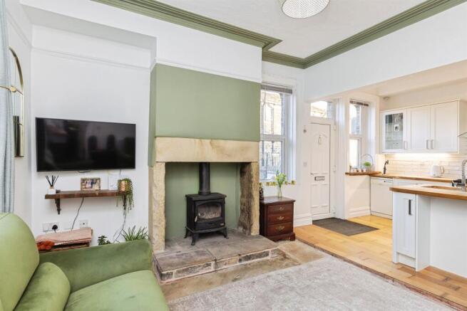 3 bed Semi-Detached for sale Image 7